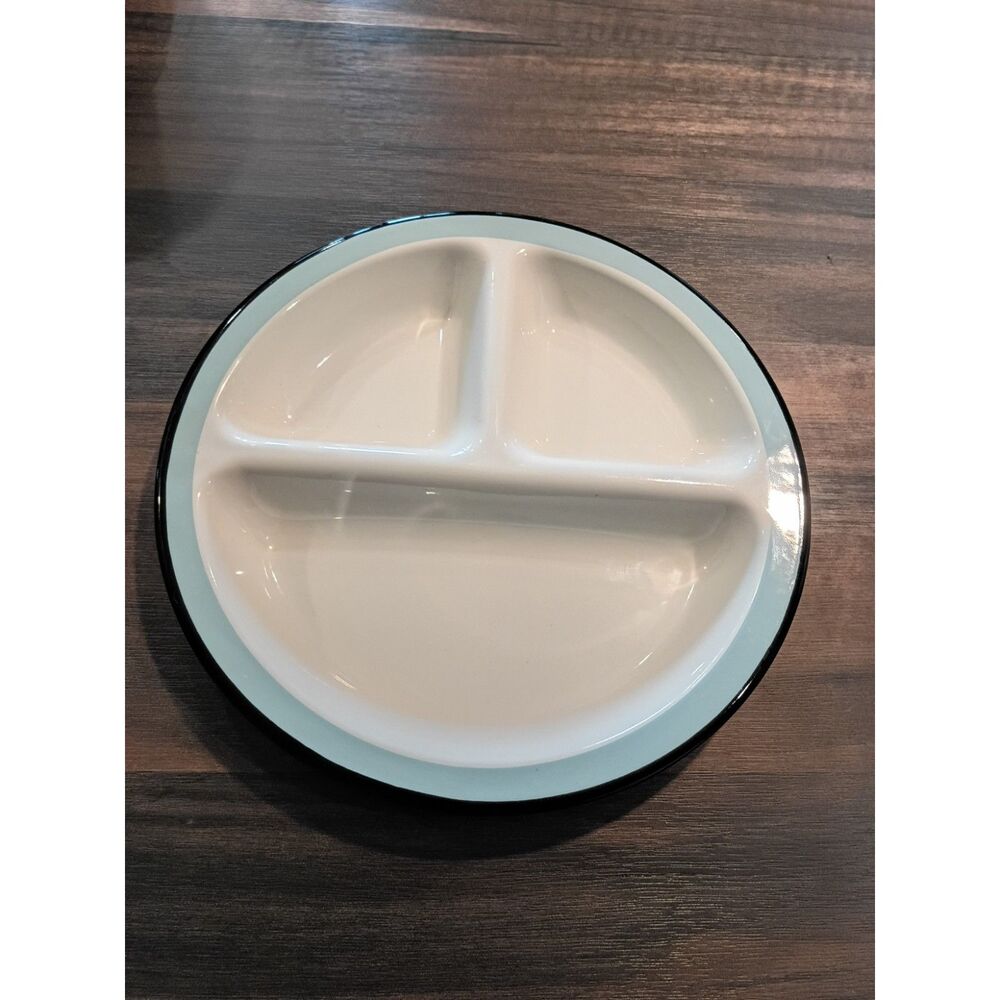 Hearth & Hand with Magnolia Porcelain Enamelware 9" plate
